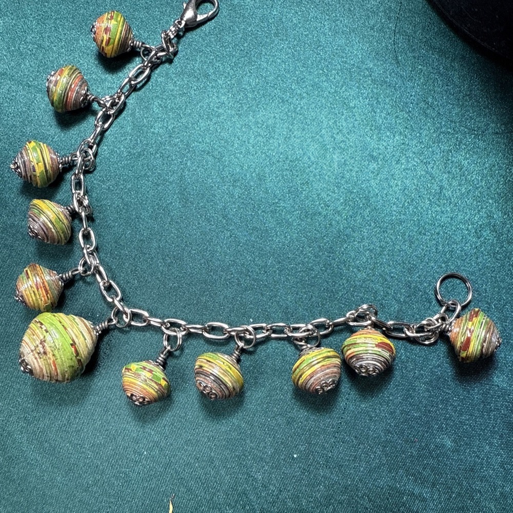 Vintage Artisan Handmade Paper Bead‎ Multi Color Bracelet 8 Inches